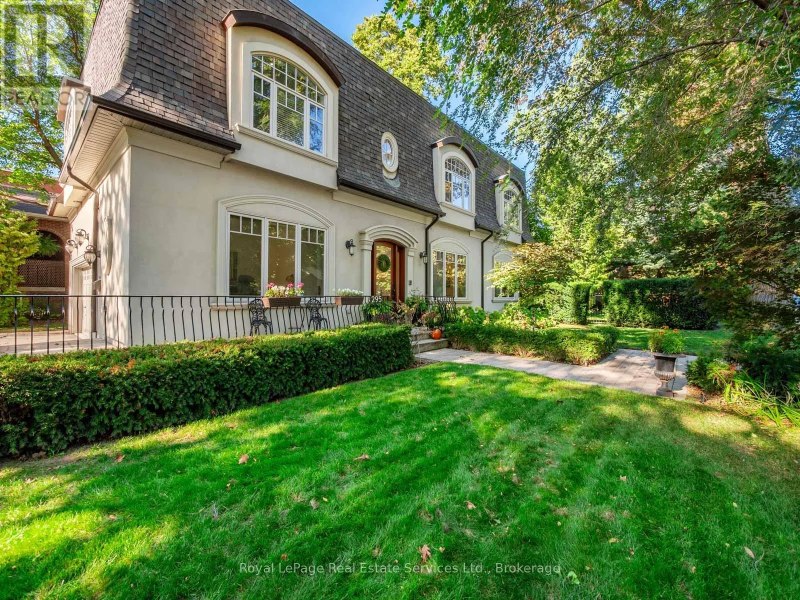 295 MAPLE AVENUE
