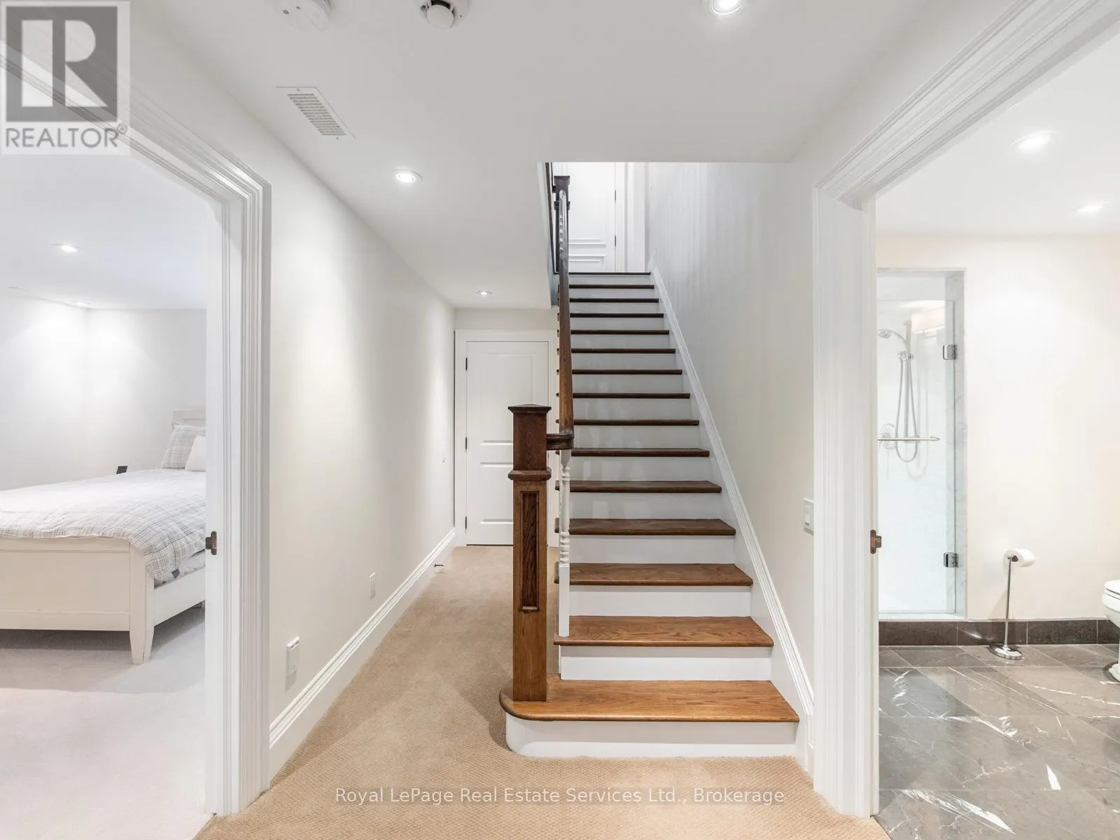 295 MAPLE AVENUE