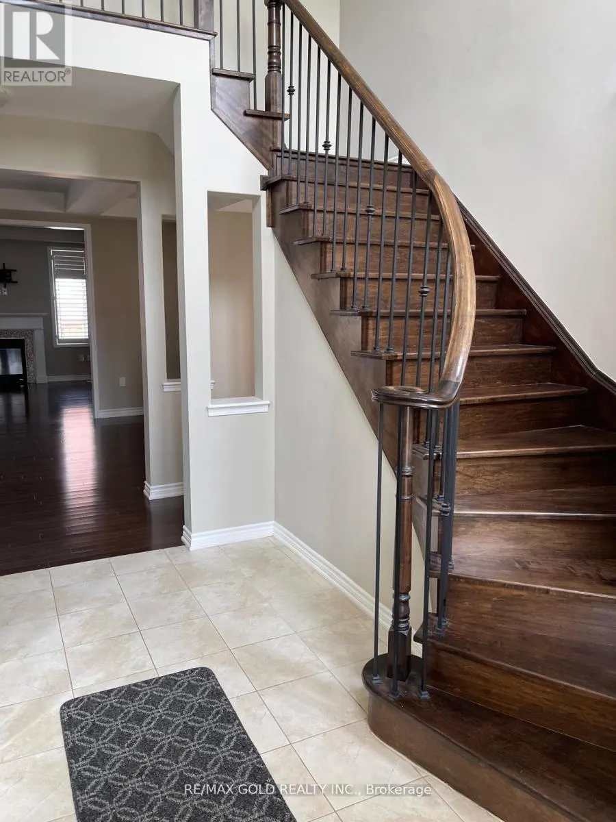 (UPPER PORTION) - 100 ENFORD CRESCENT
