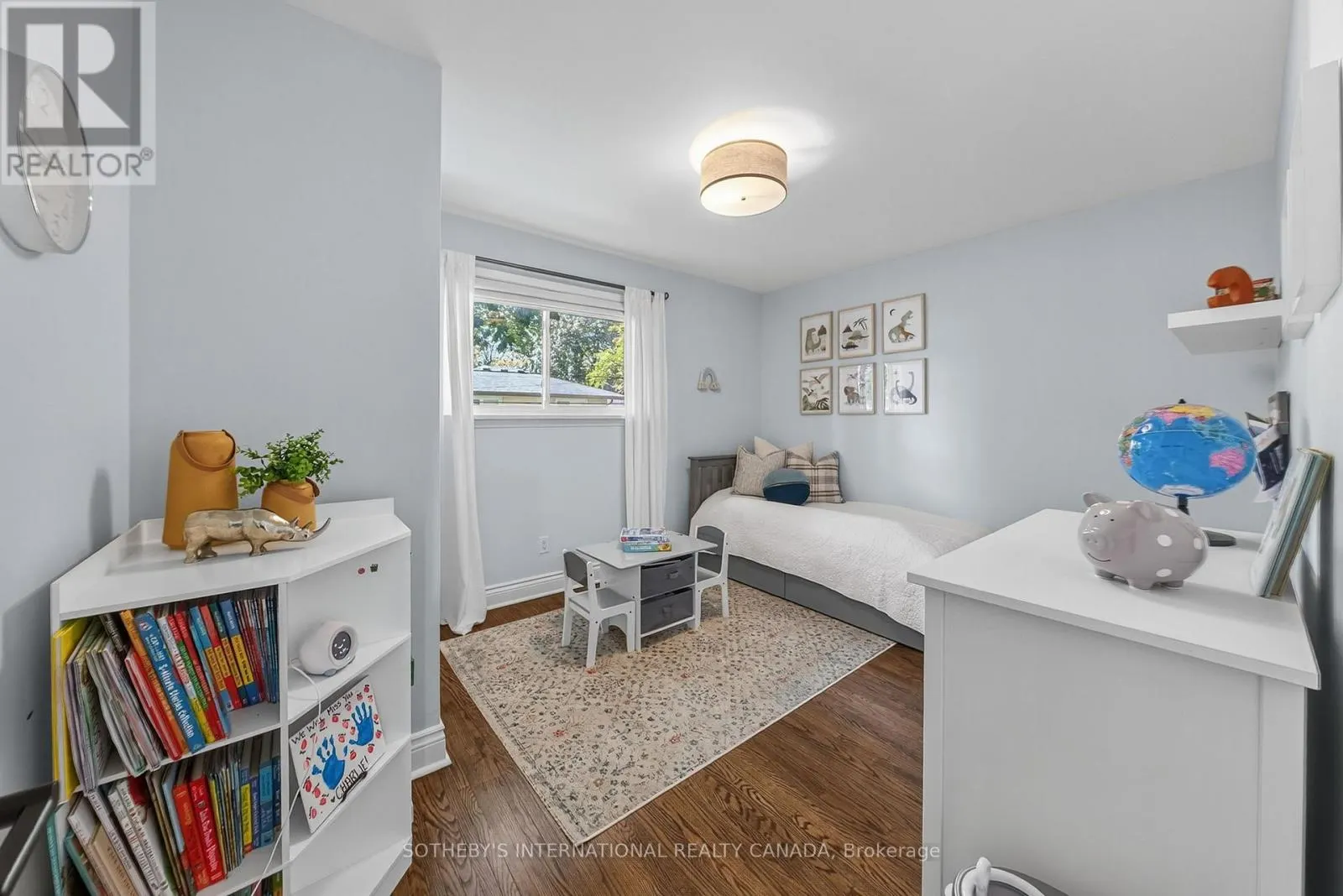 30 BEARBURY DRIVE