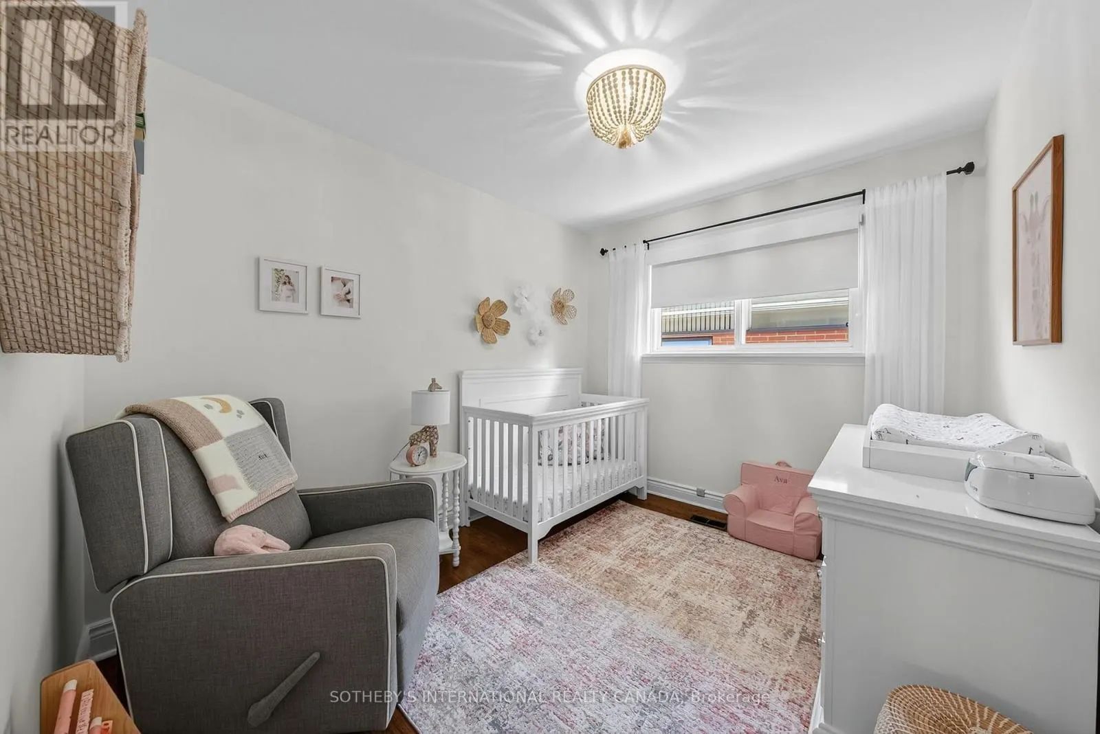 30 BEARBURY DRIVE