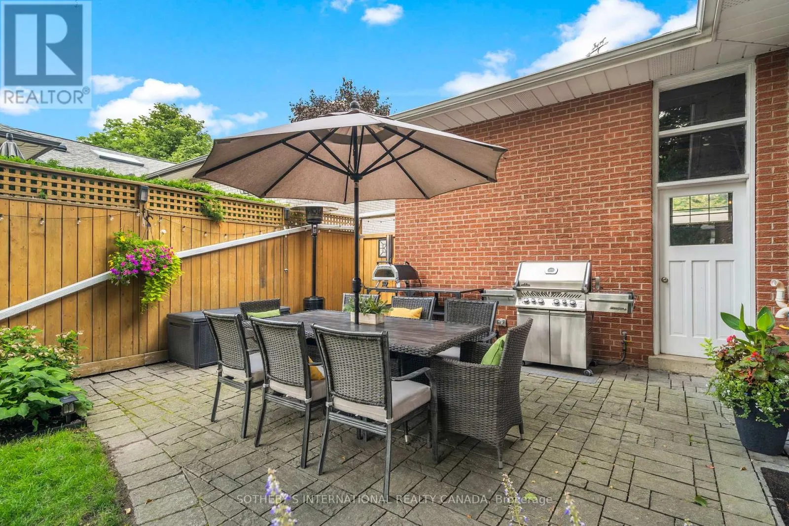 30 BEARBURY DRIVE