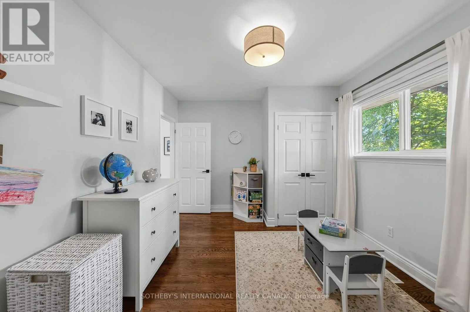 30 BEARBURY DRIVE