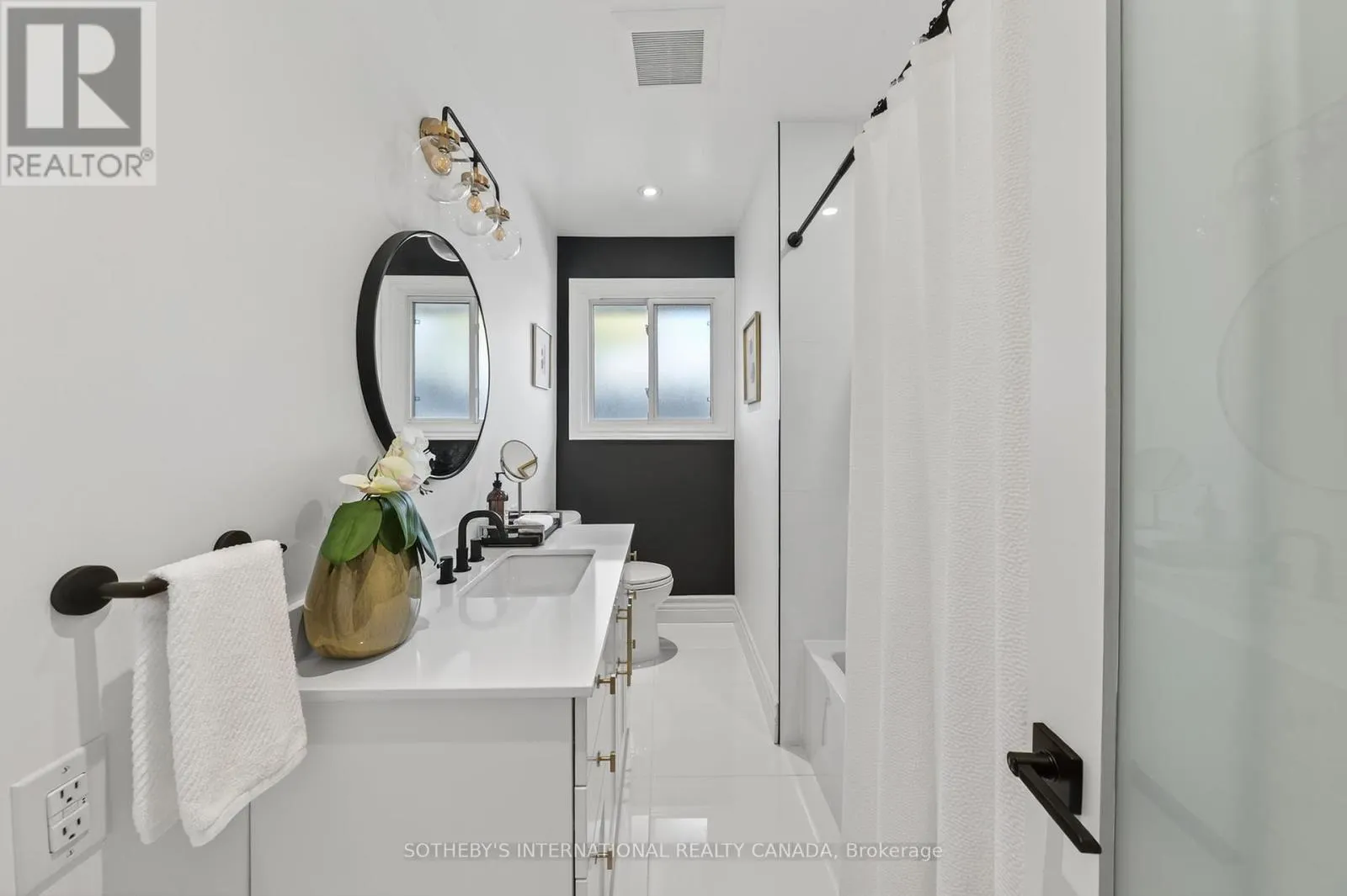 30 BEARBURY DRIVE