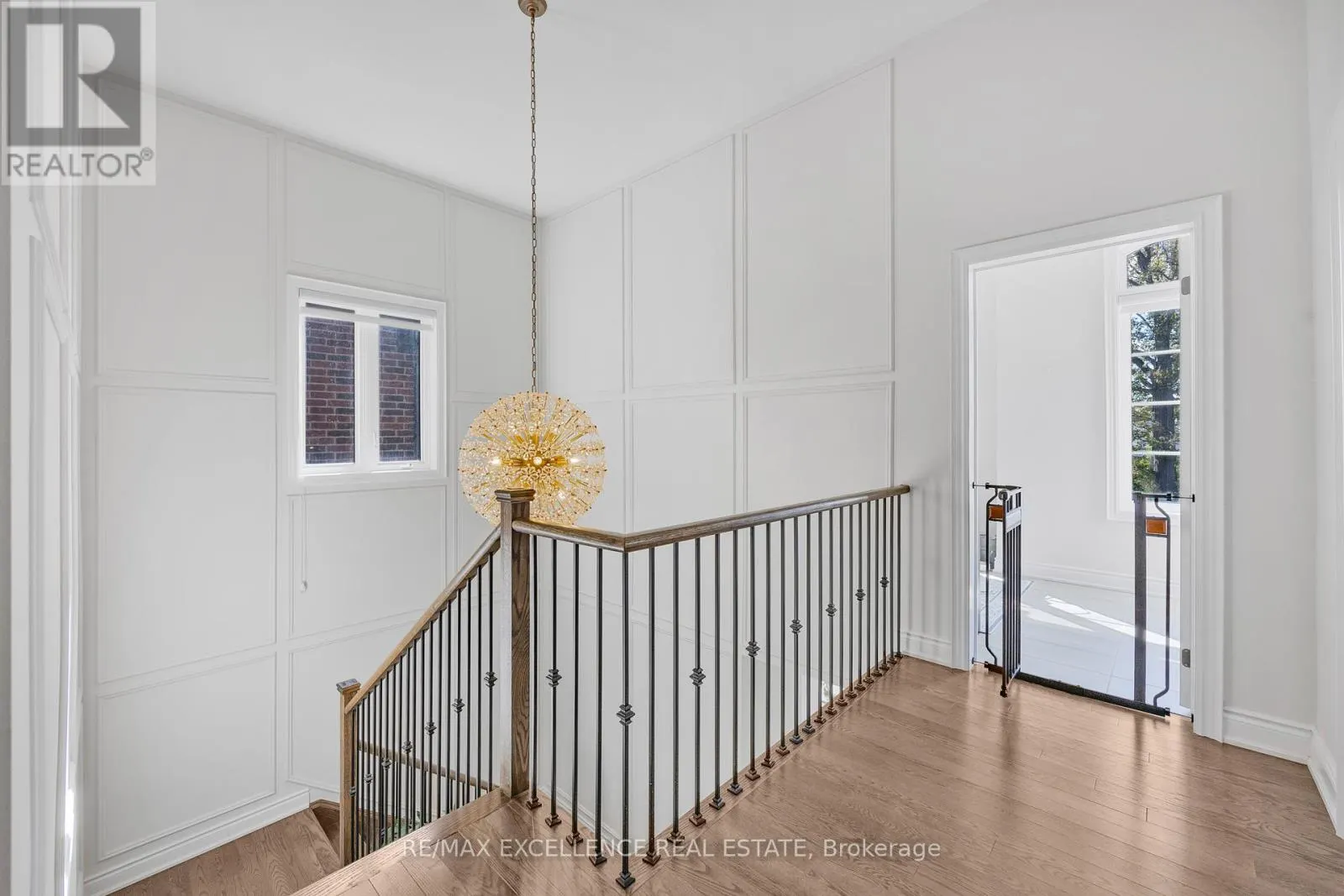 1183 QUEENS PLATE ROAD W