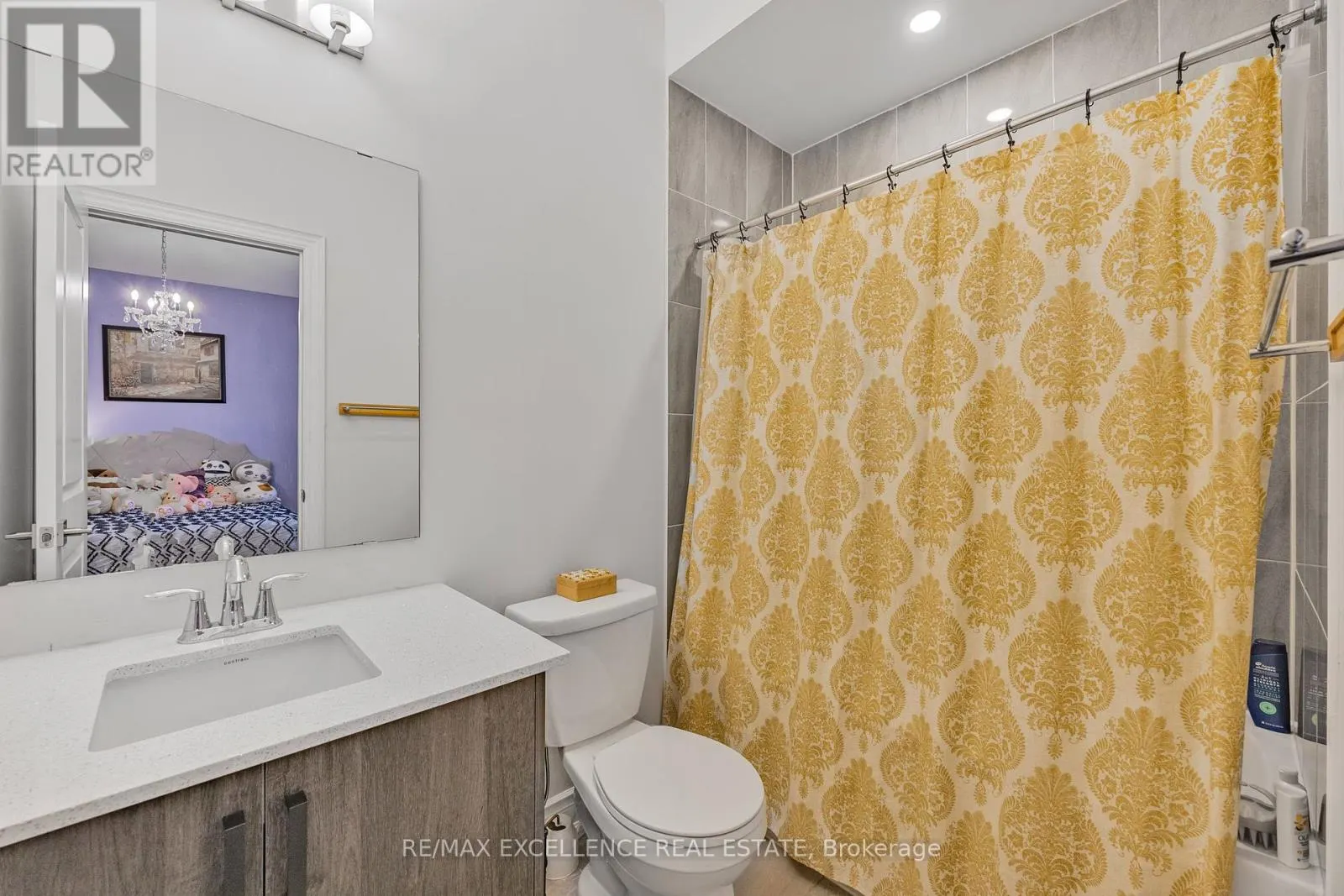 1183 QUEENS PLATE ROAD W