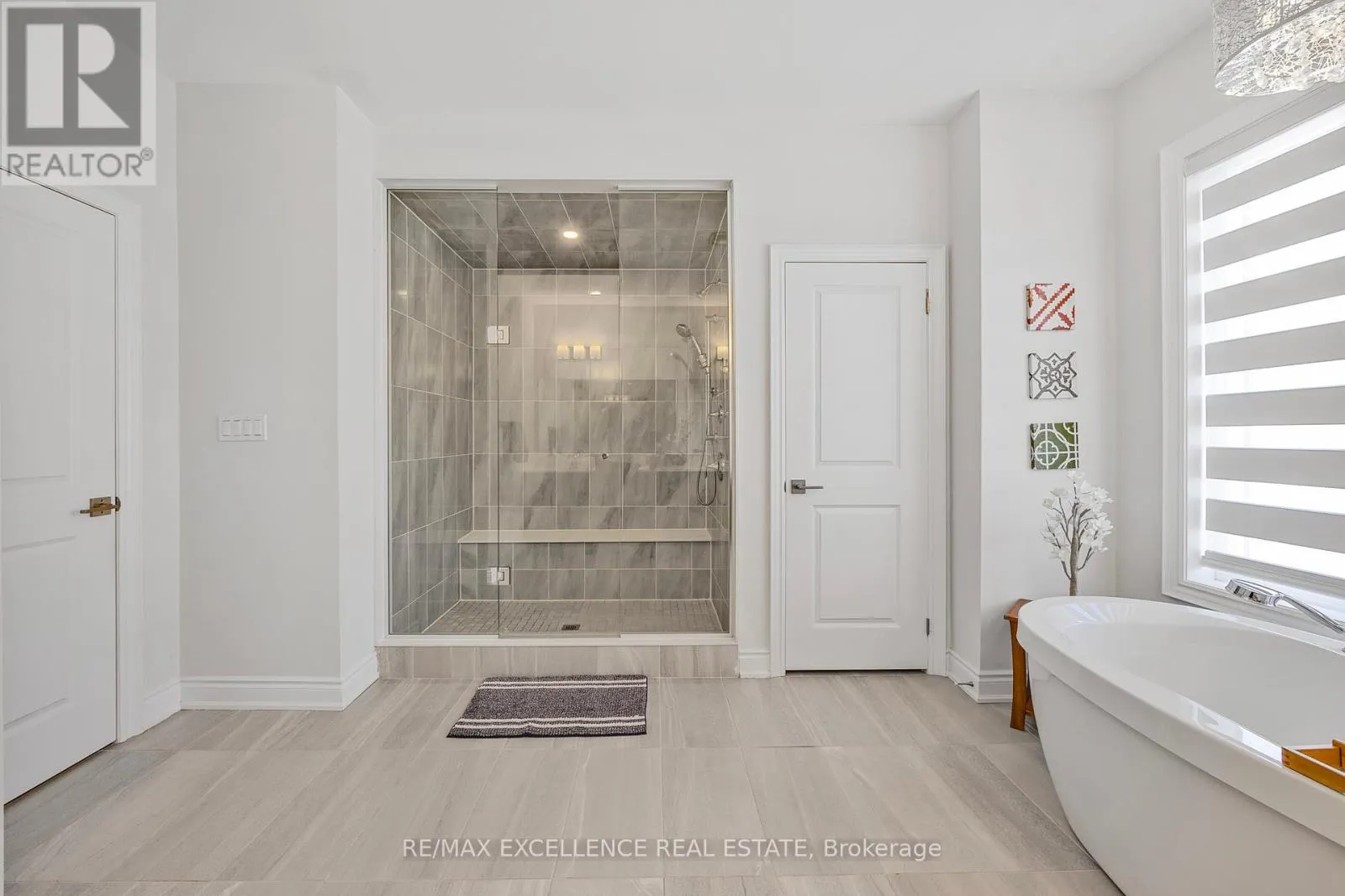 1183 QUEENS PLATE ROAD W