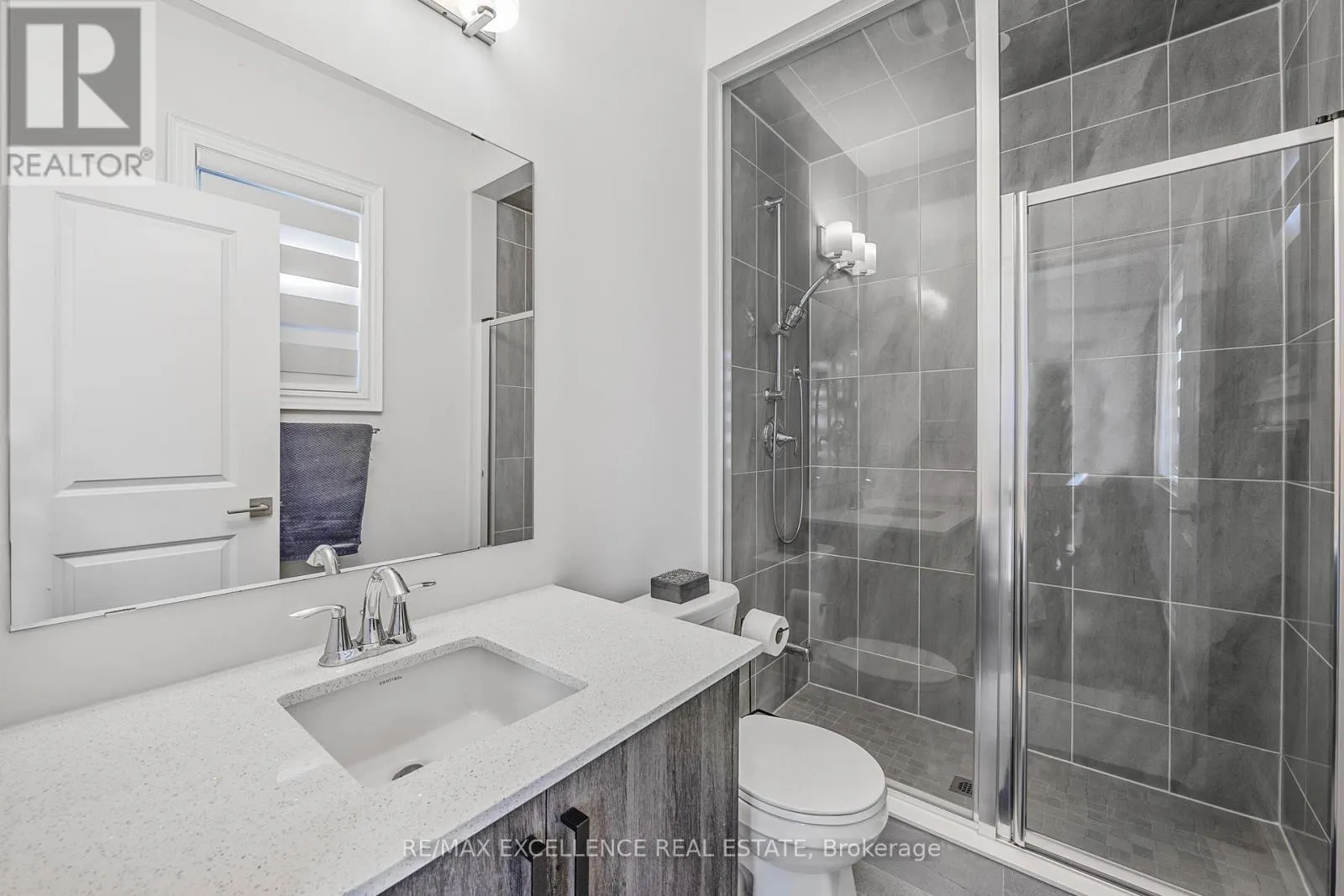 1183 QUEENS PLATE ROAD W