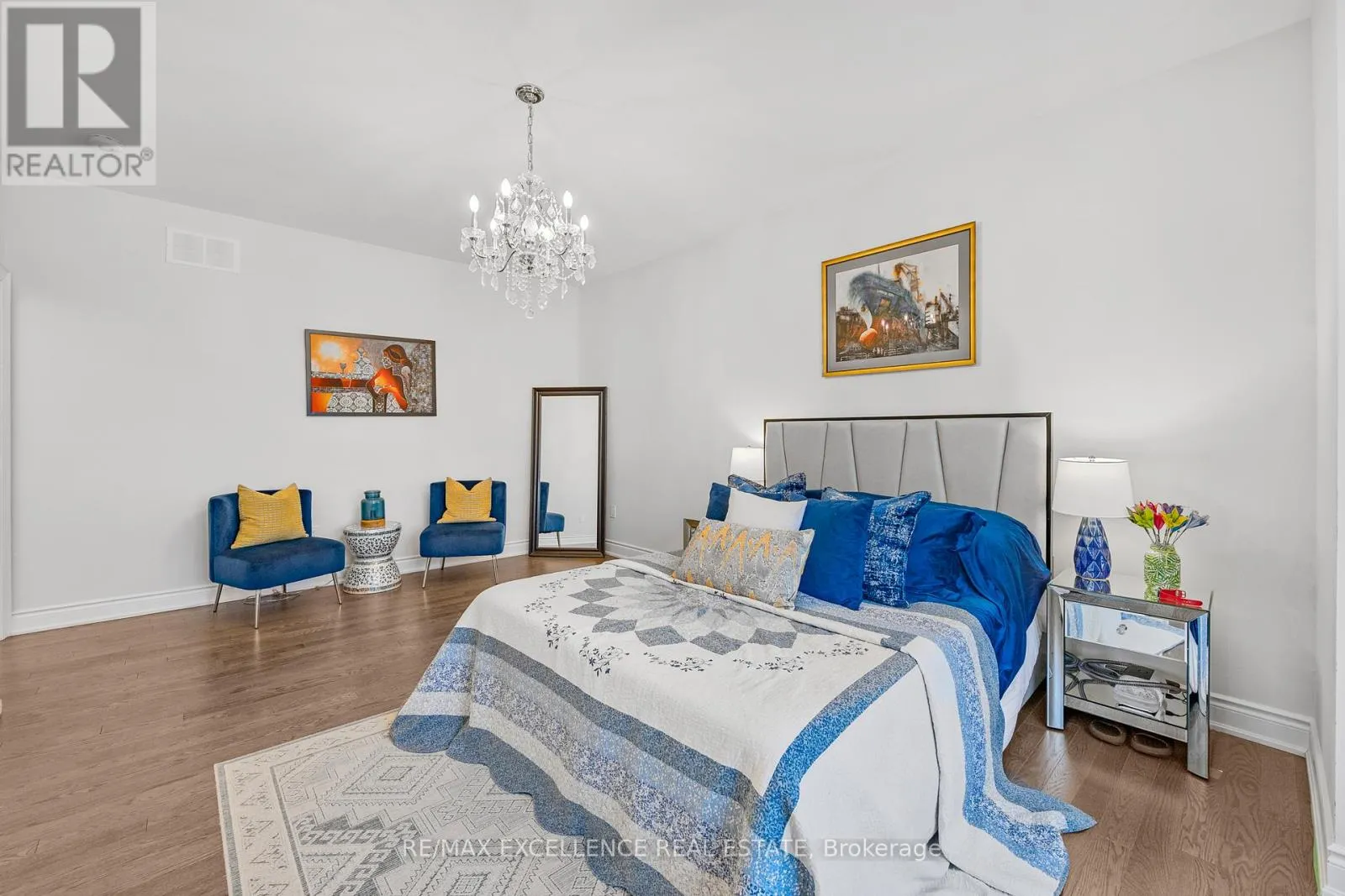 1183 QUEENS PLATE ROAD W