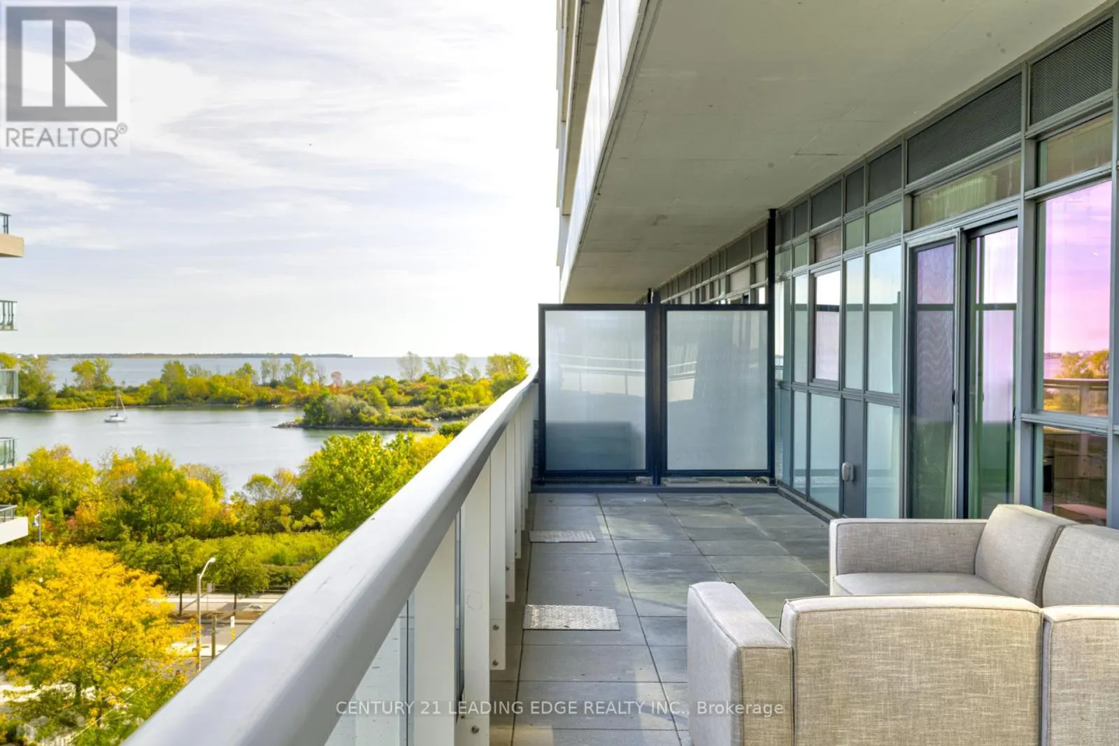 504 - 65 ANNIE CRAIG DRIVE