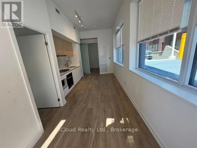 102 - 1100 SHEPPARD AVENUE W