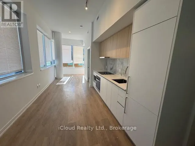 102 - 1100 SHEPPARD AVENUE W