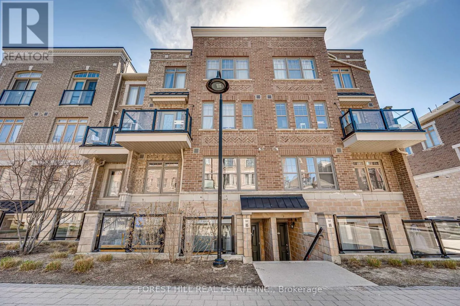 85 - 100 PARROTTA DRIVE