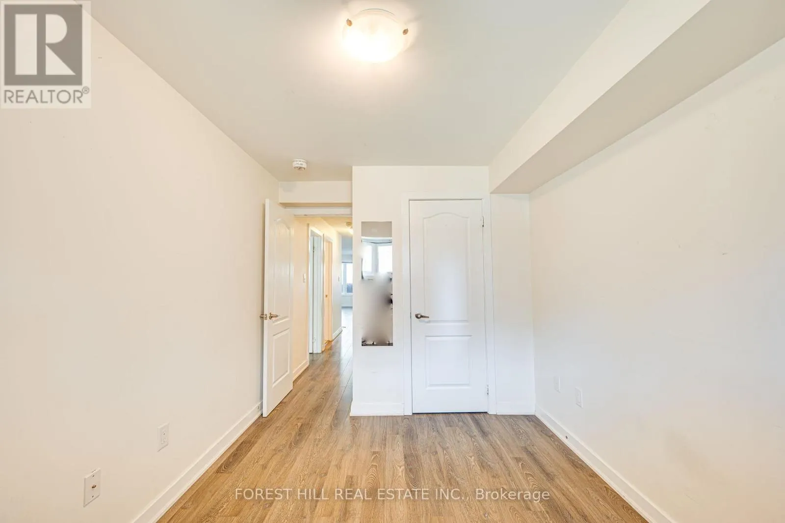 85 - 100 PARROTTA DRIVE