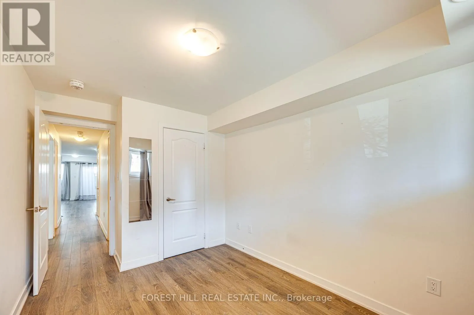 85 - 100 PARROTTA DRIVE
