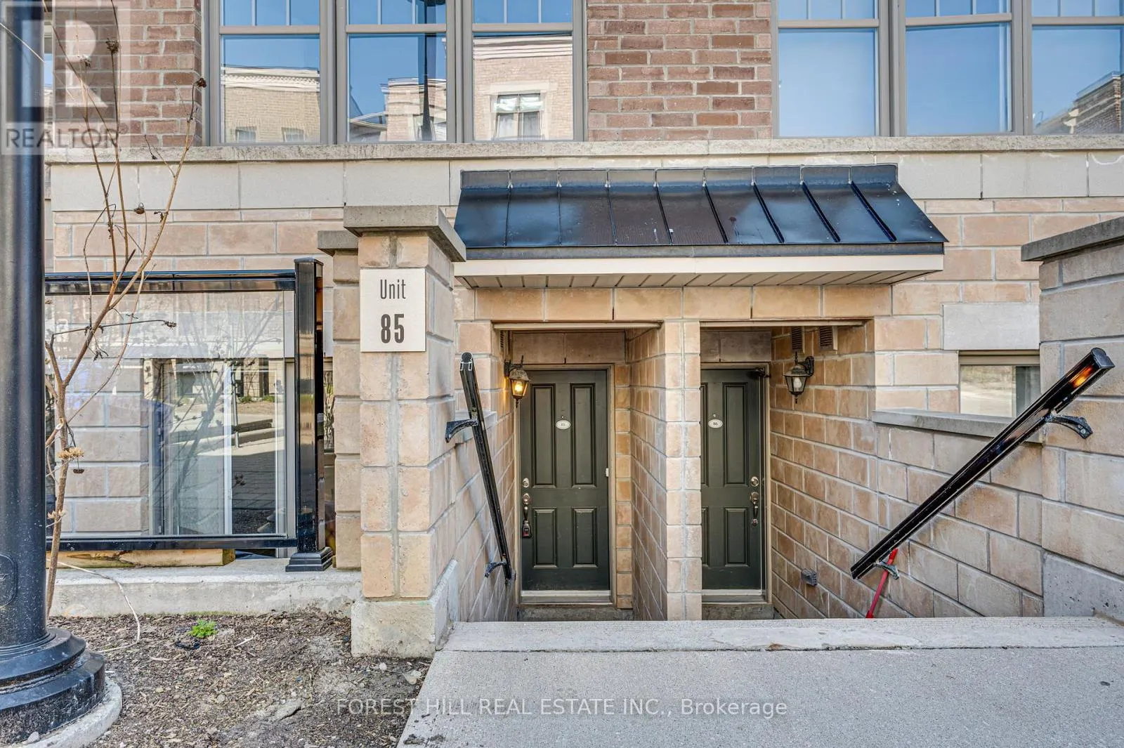 85 - 100 PARROTTA DRIVE