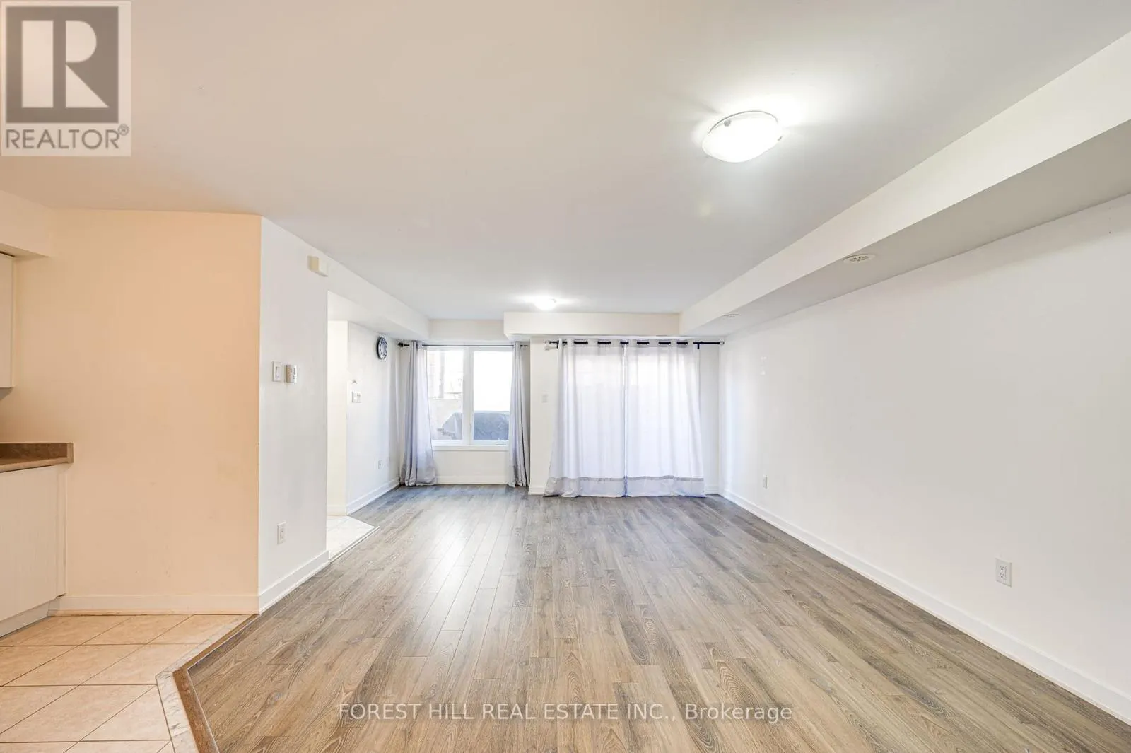 85 - 100 PARROTTA DRIVE