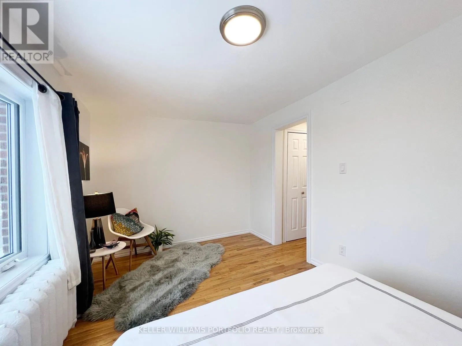 UPPER - 93 NORTHLAND AVENUE