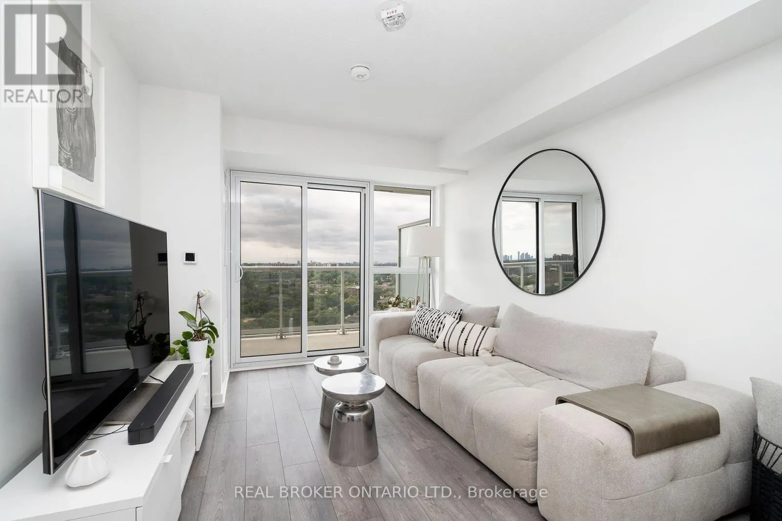 10 WILBY CRESCENT