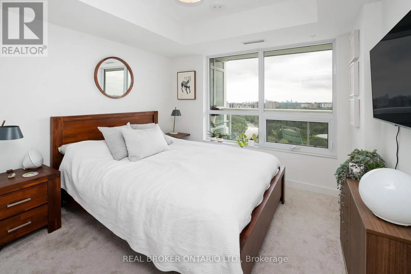 10 WILBY CRESCENT