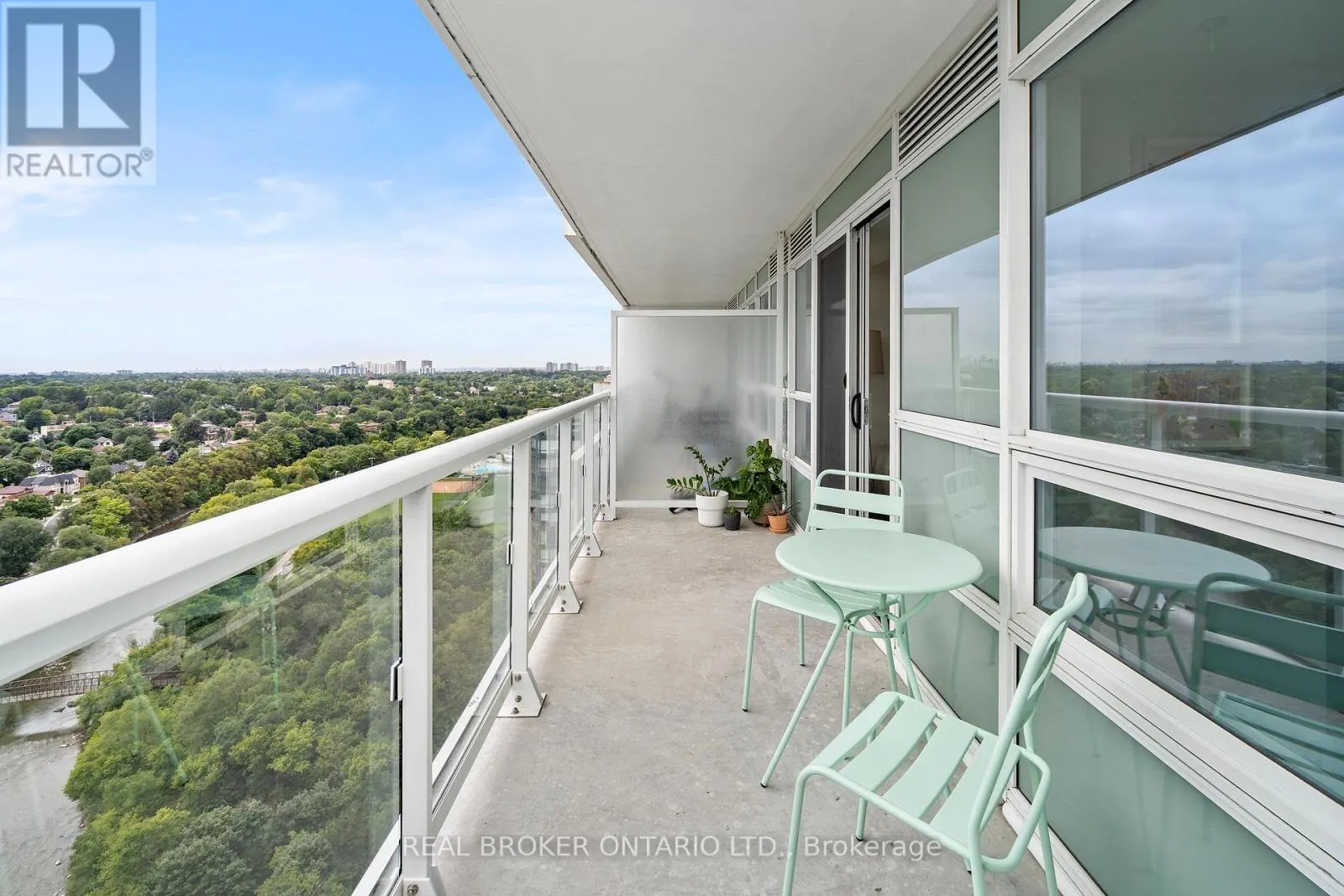 10 WILBY CRESCENT