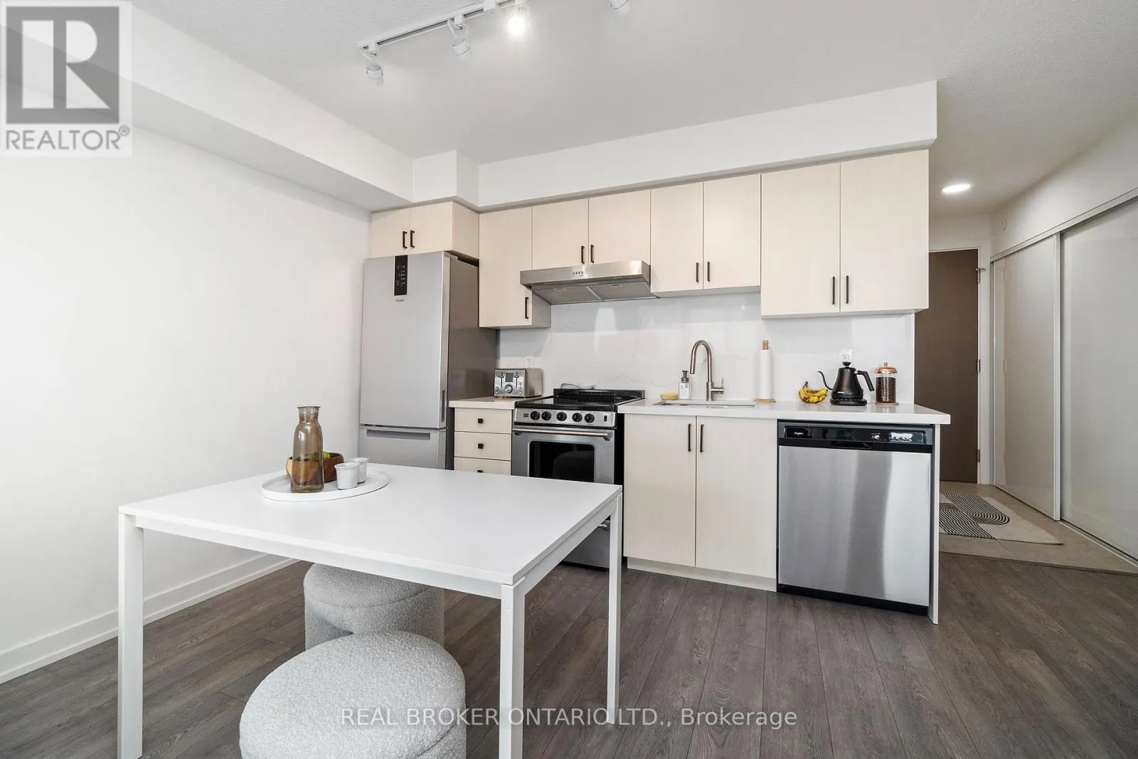 10 WILBY CRESCENT