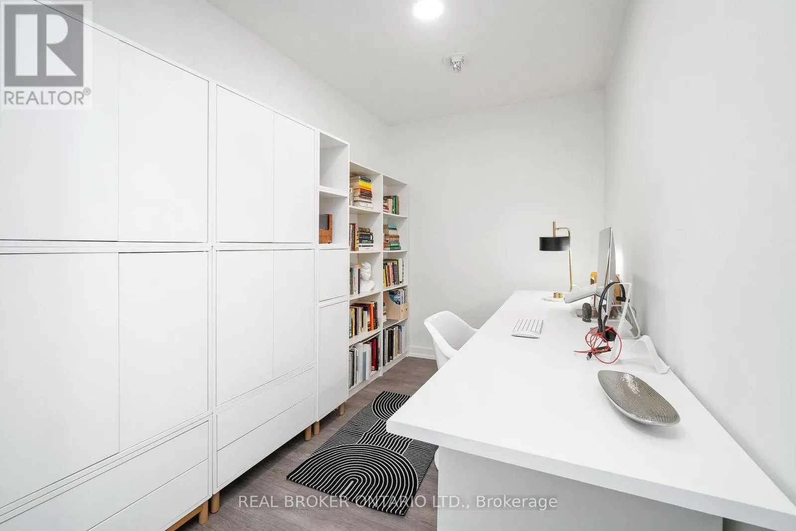 10 WILBY CRESCENT