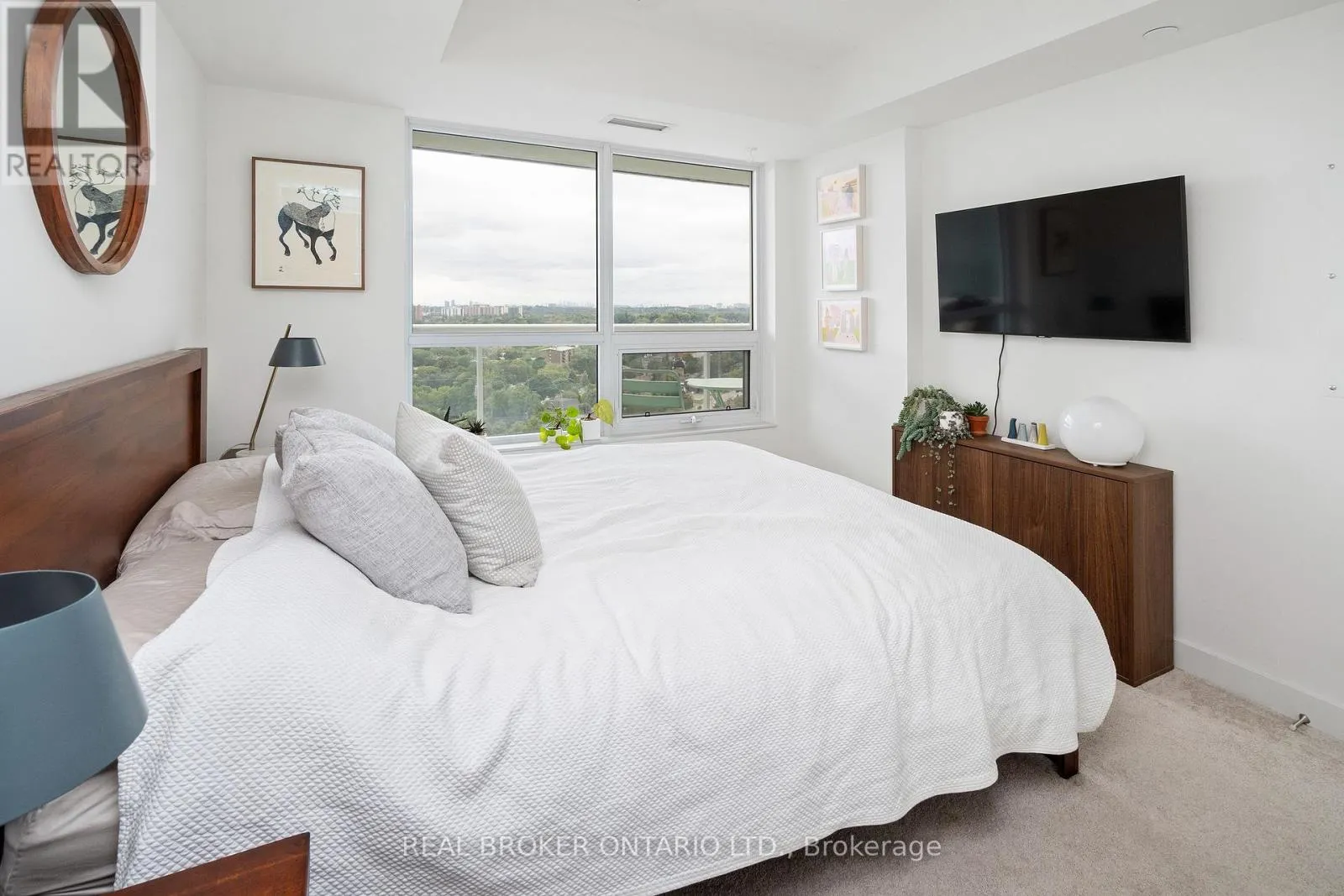 10 WILBY CRESCENT