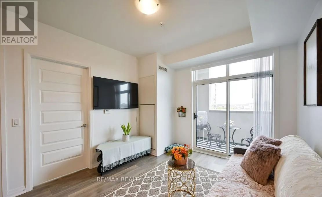 318 - 1105 LEGER WAY