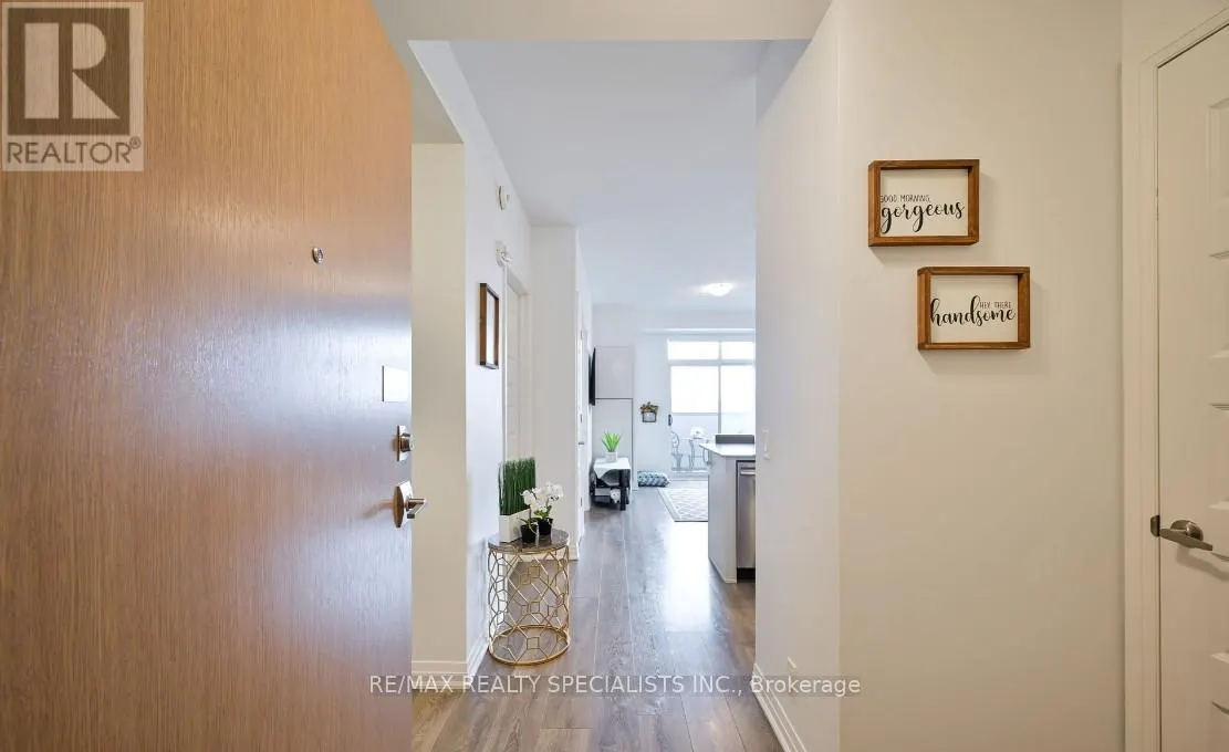 318 - 1105 LEGER WAY