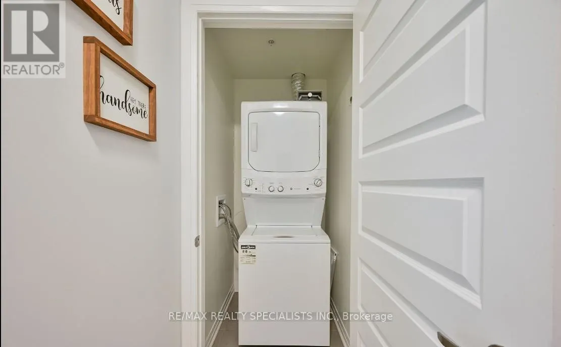 318 - 1105 LEGER WAY