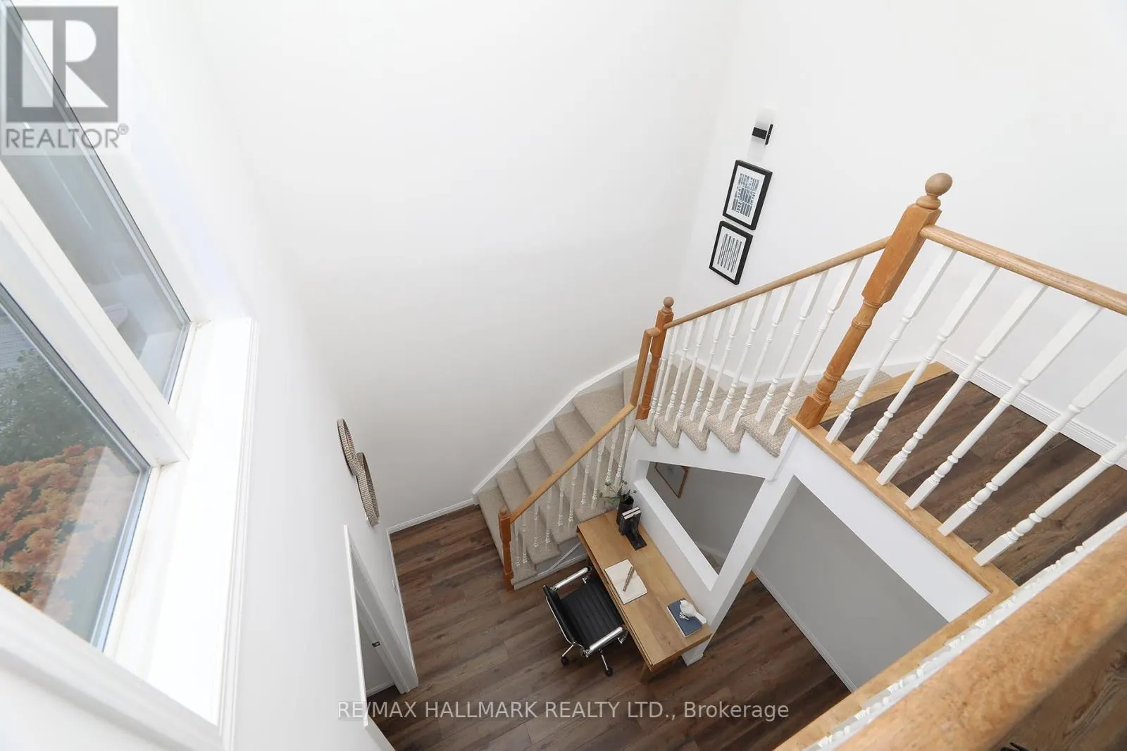 1005 - 18 LAIDLAW STREET