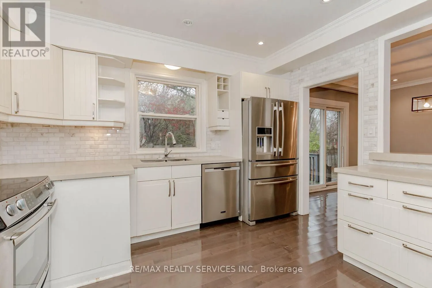 1259 TWIN OAKS DELL DRIVE