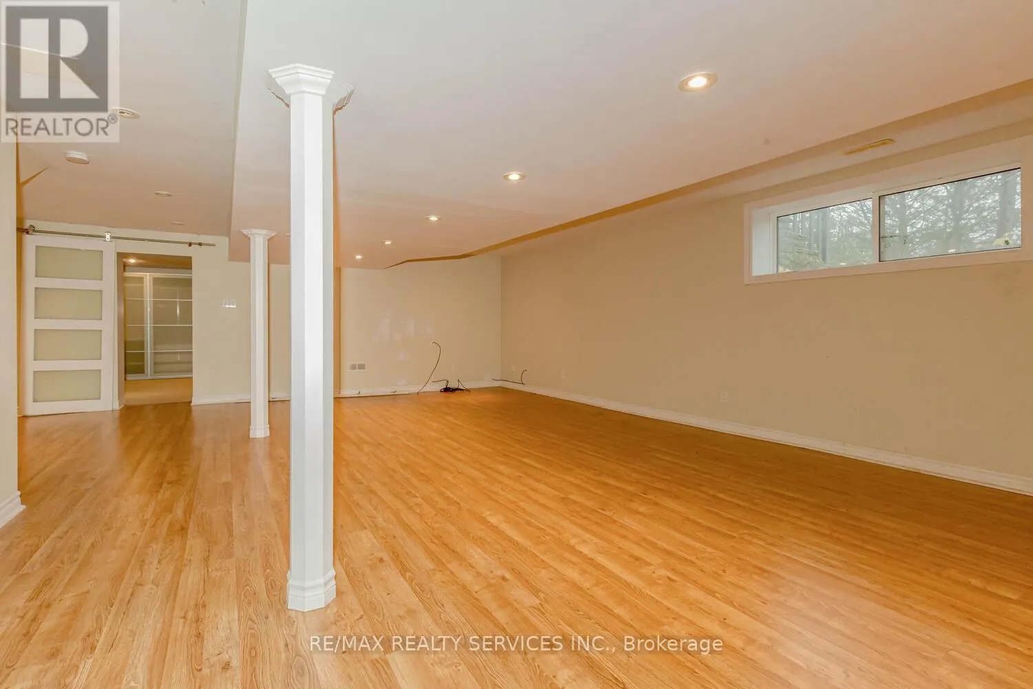 1259 TWIN OAKS DELL DRIVE