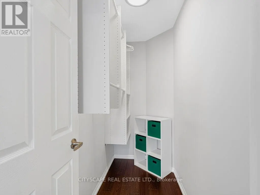 265 MORTIMER CRESCENT