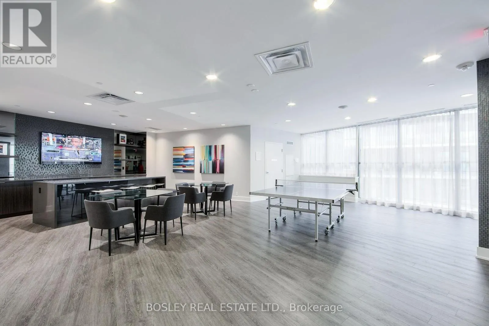 1210 - 10 PARK LAWN ROAD