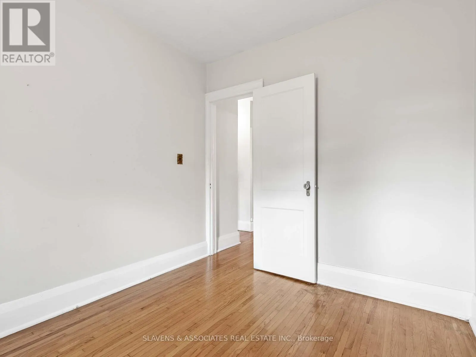 67 BELGRAVIA AVENUE
