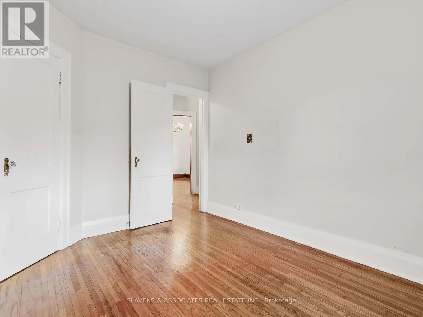 67 BELGRAVIA AVENUE
