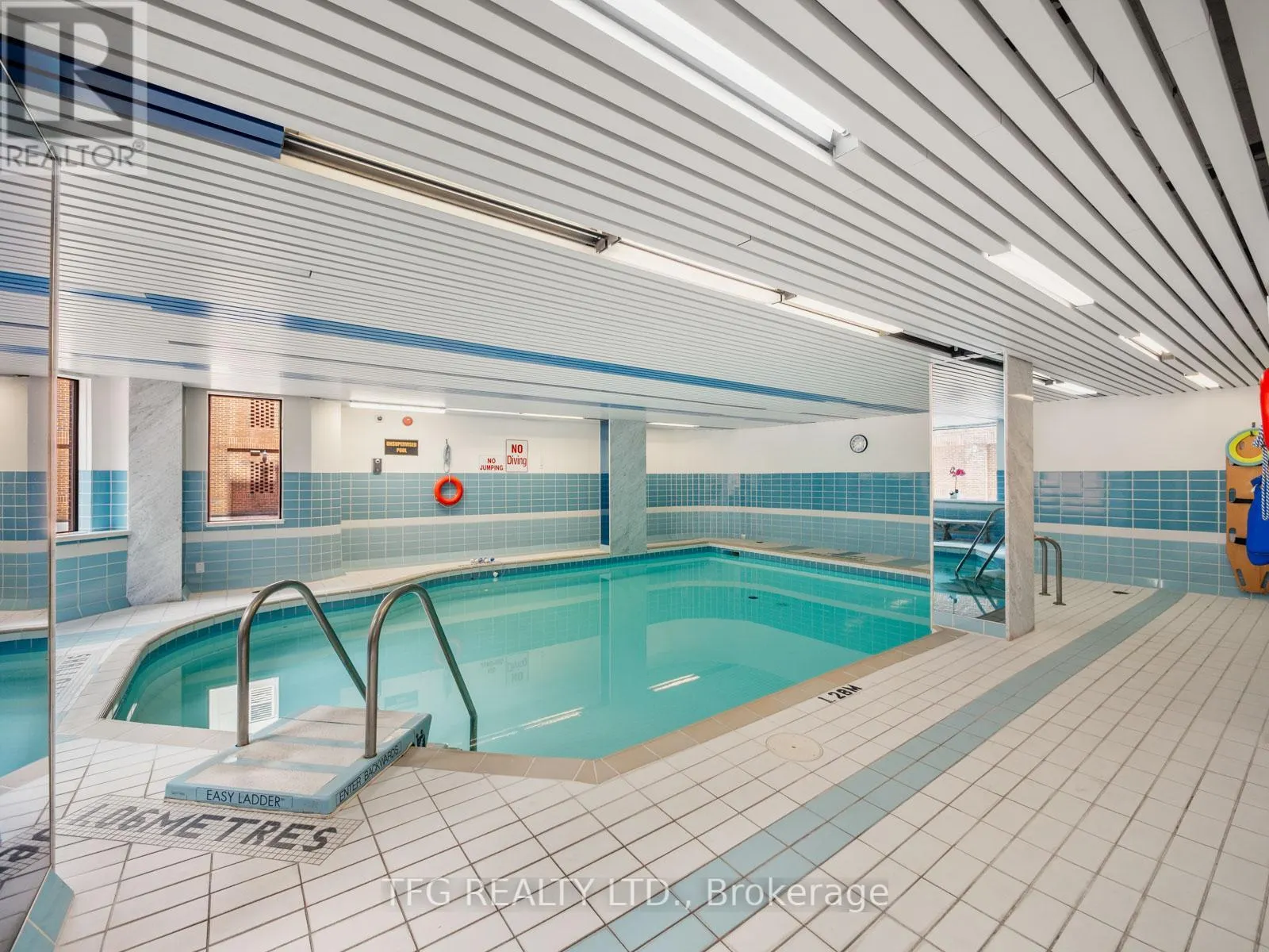 610 - 100 LAKESHORE ROAD E, #610