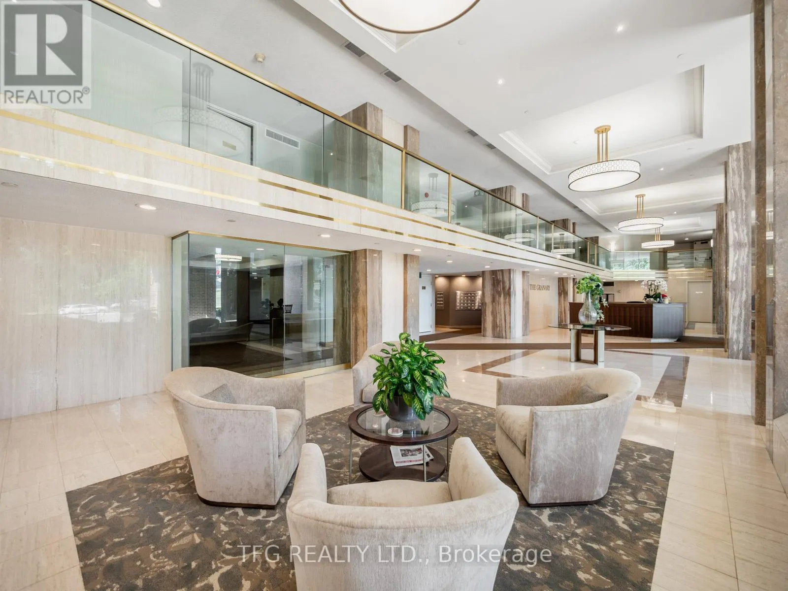 610 - 100 LAKESHORE ROAD E, #610