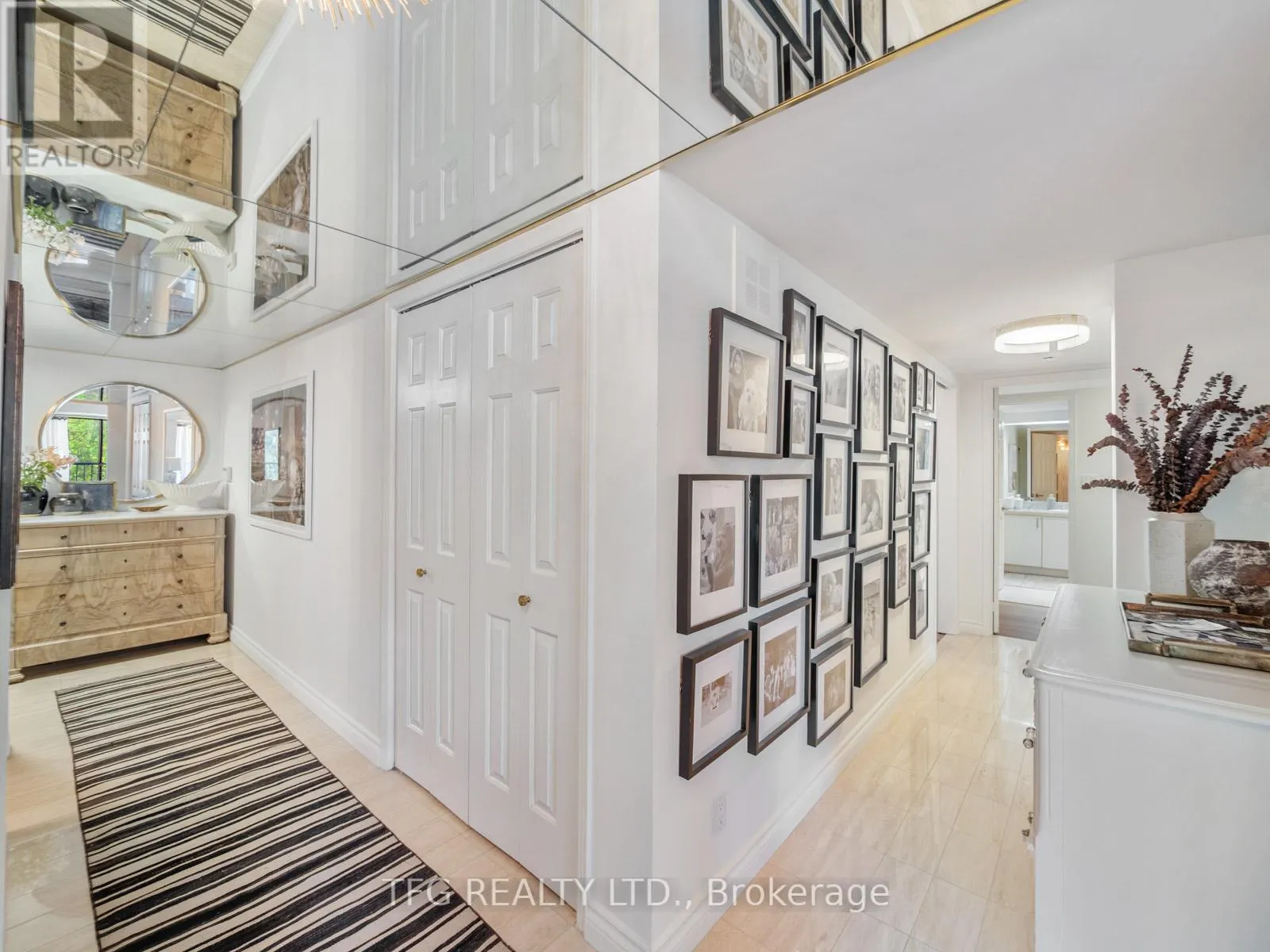 610 - 100 LAKESHORE ROAD E, #610