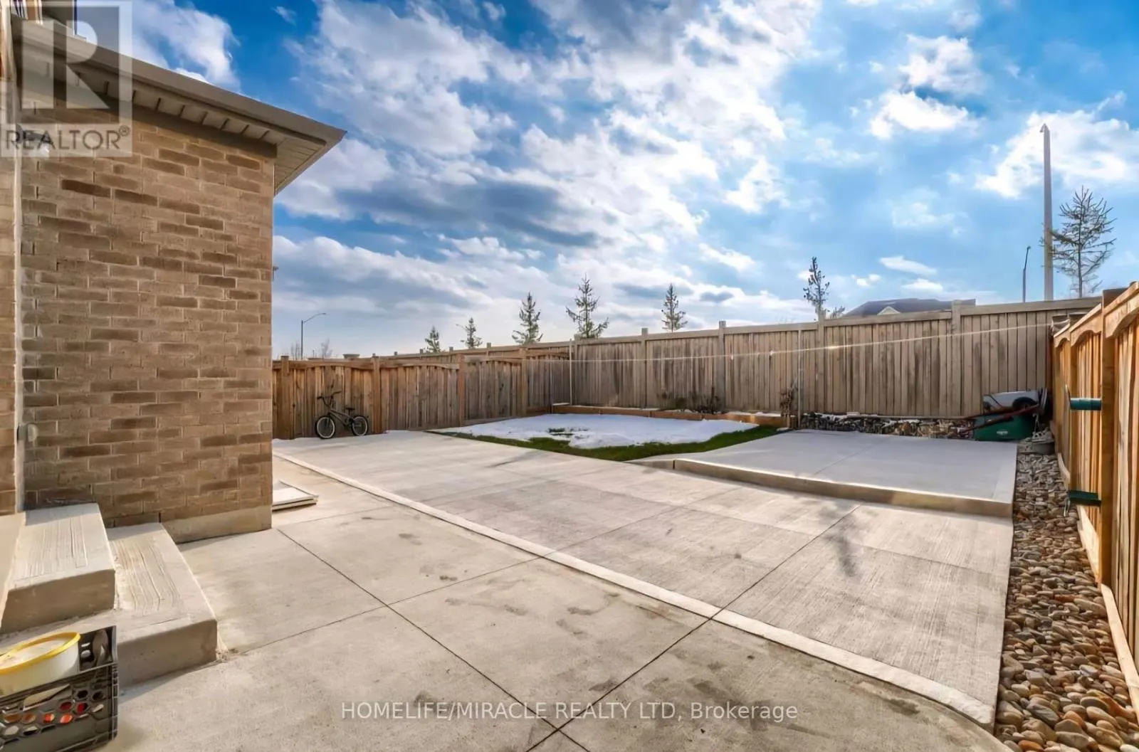 98 SPEEDWELL STREET