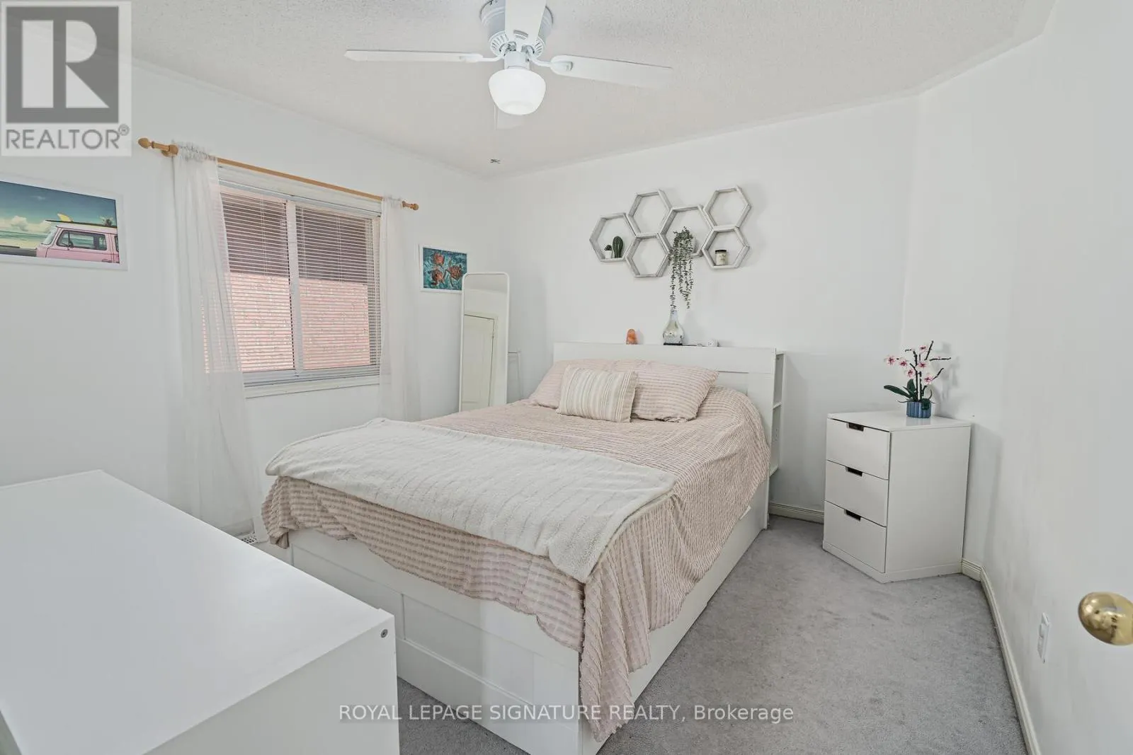 116 RIVER ROCK CRESCENT