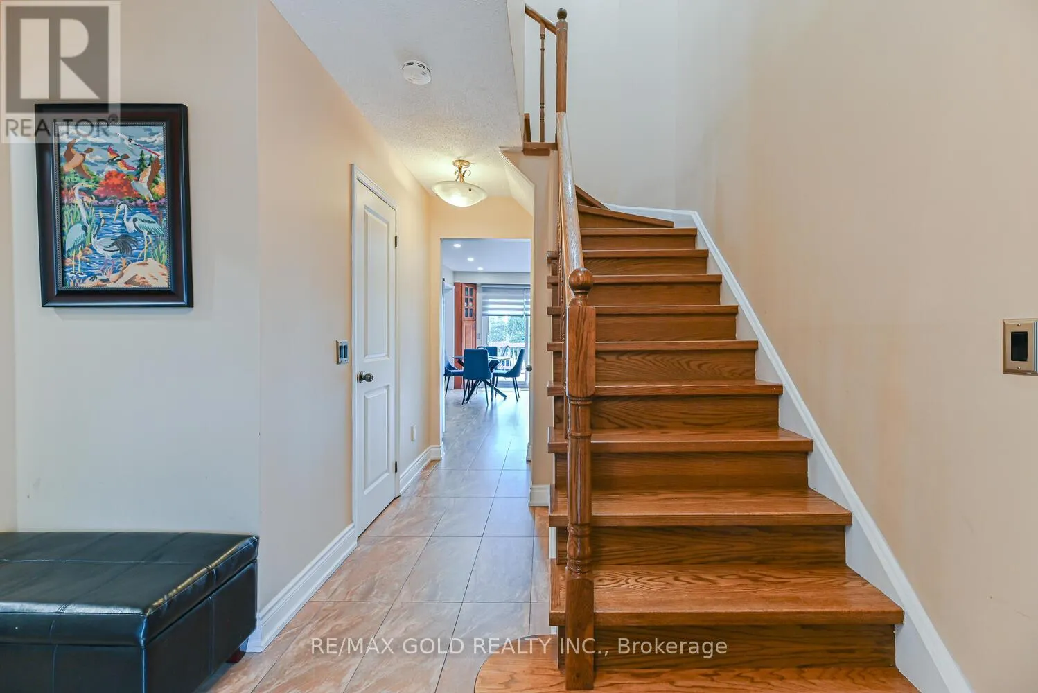 22 NIAGARA PLACE