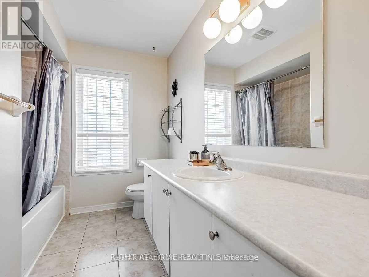 39 TREASURE DRIVE