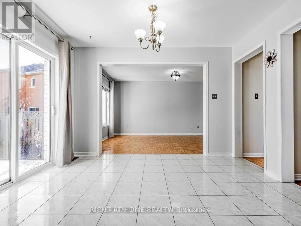 39 TREASURE DRIVE