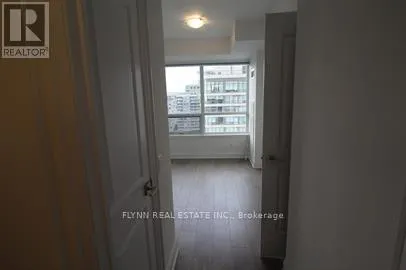 2001 - 36 ELM DRIVE