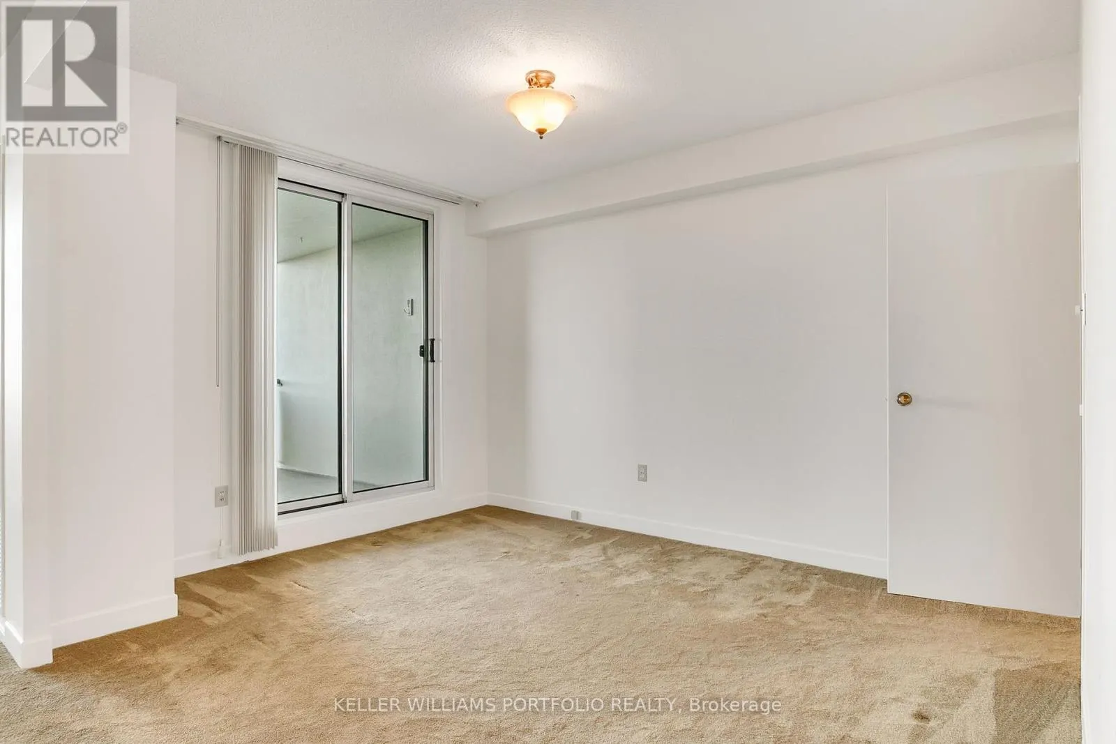 710 - 820 BURNHAMTHORPE ROAD