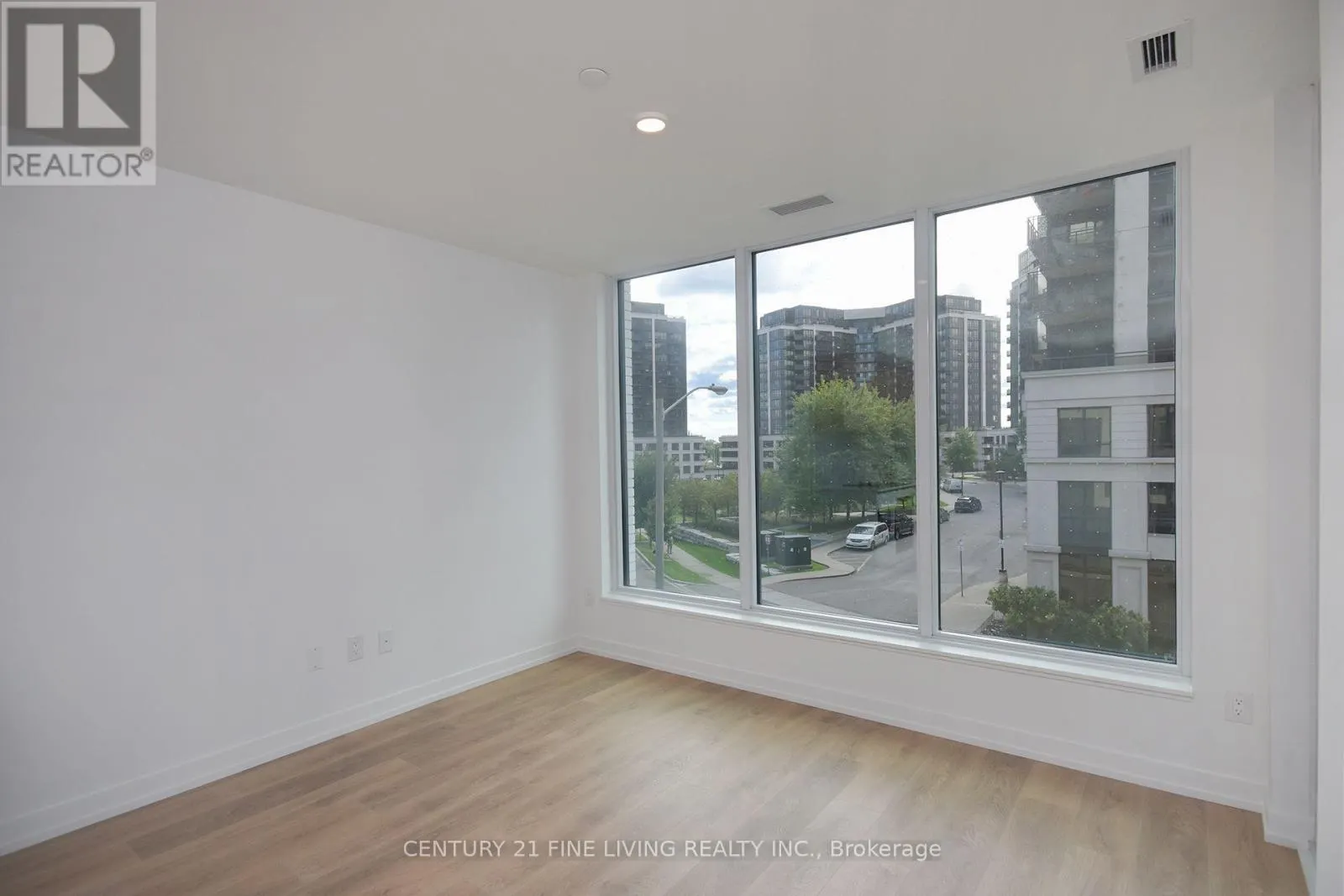 310 - 1100 SHEPPARD AVENUE W