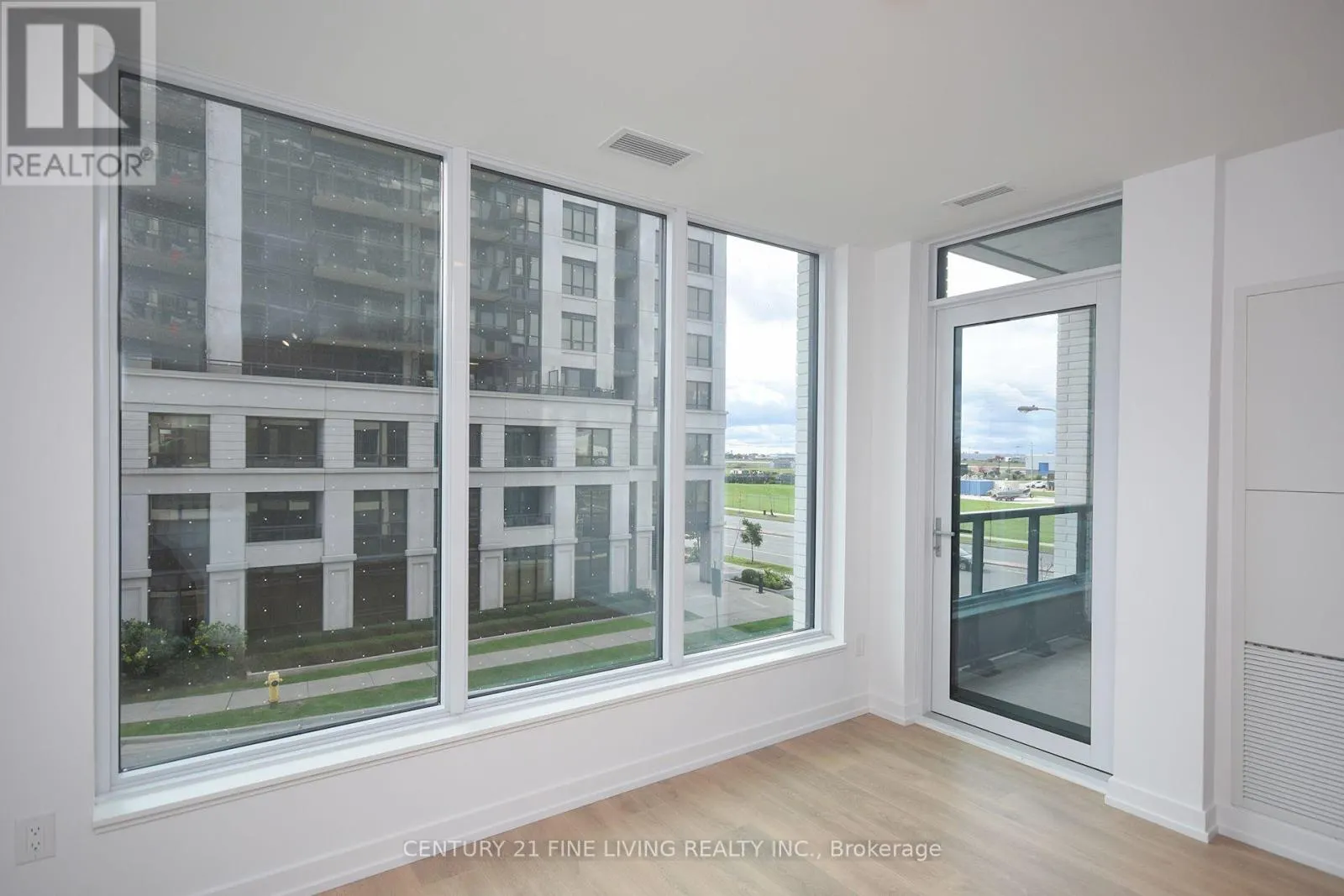 310 - 1100 SHEPPARD AVENUE W